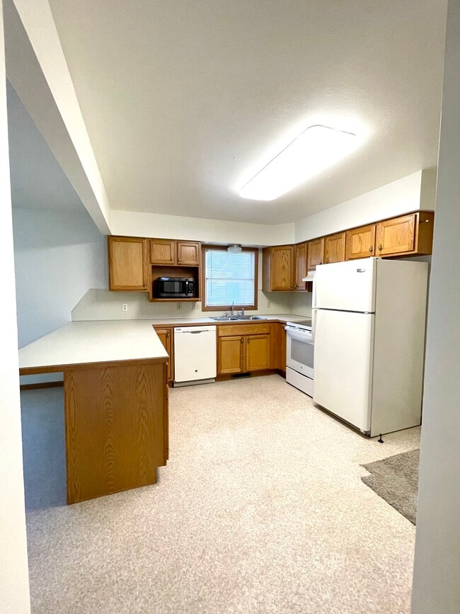 Photo - 1509 Manor Ln