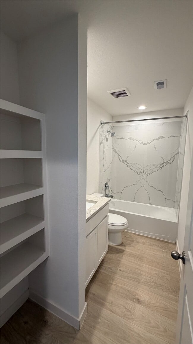 Photo - 3927 Wickley Prk Wy