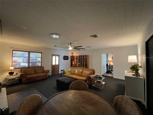 Photo - 879 S Terrace Dr