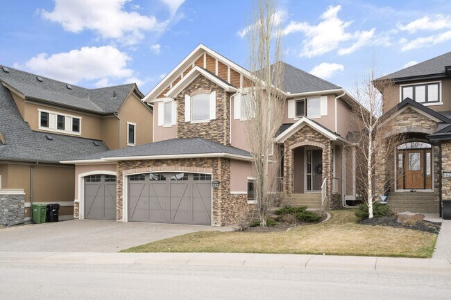 Photo - 132 Aspen Cliff Close SW