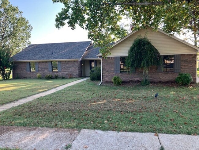 Building Photo - 1400 Audubon Dr Rental