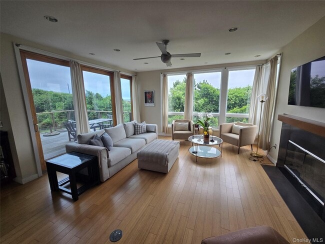 Photo - 100 Nantwick St