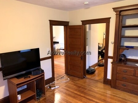 Photo - 260 Boston Ave Unit 1