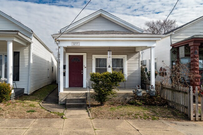 Photo - 837 E Burnett Ave Unit Rear #2