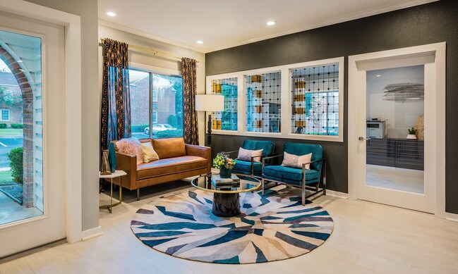 Photo - Crestwood Place Apartments