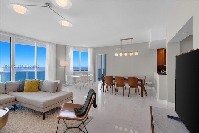 Photo - 2711 S Ocean Dr Unidad 2701