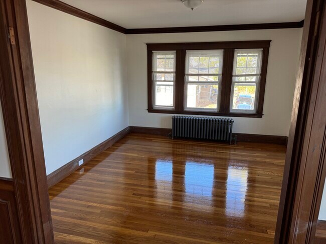 Photo - 32 Boutwell St Unidad #32