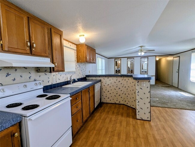 Building Photo - 560 Meridian Rental