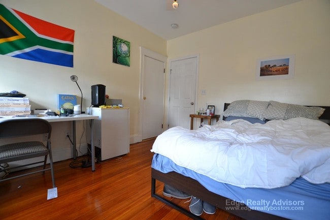 Photo - 5 Mapleton St Unit 2