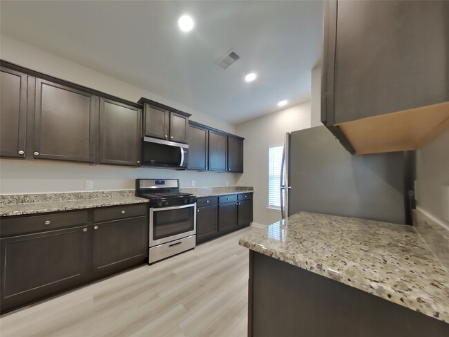 Photo - 23112 Shakespeare Dr