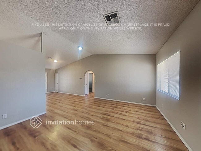 Photo - 10322 W Calle Del Oro