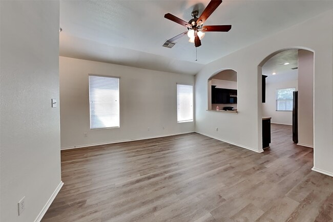 Photo - 10016 Sterling Pl Dr