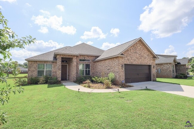 Building Photo - 110 Gwendolyn Ave