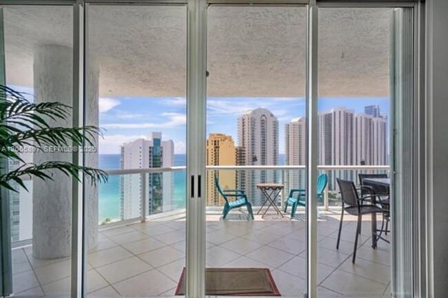 Photo - 16400 Collins Ave