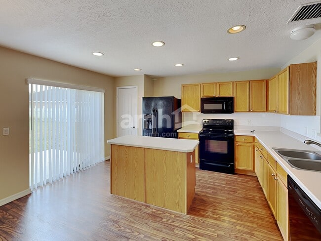 Photo - 10512 Boyette Creek Blvd