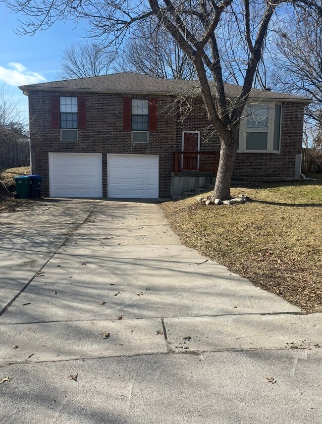 Building Photo - 1704 NE Balboa St