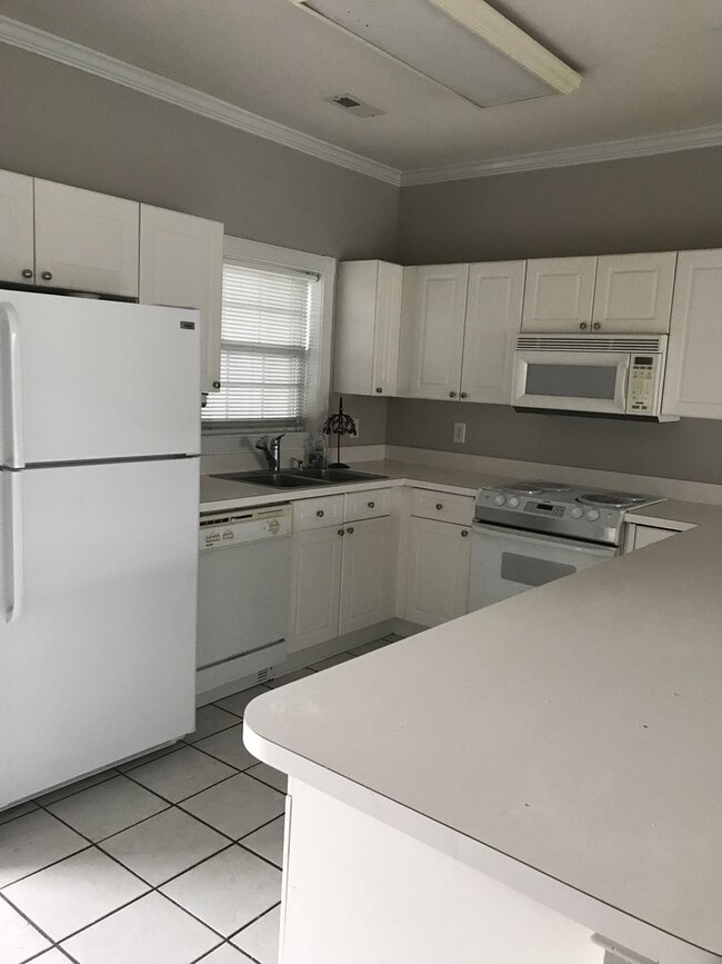 Photo - 9123 Meadow Vista Rd Unit 1 - Room 2