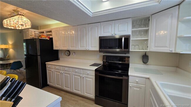 Photo - 2929 SE Ocean Blvd Unit 103-8