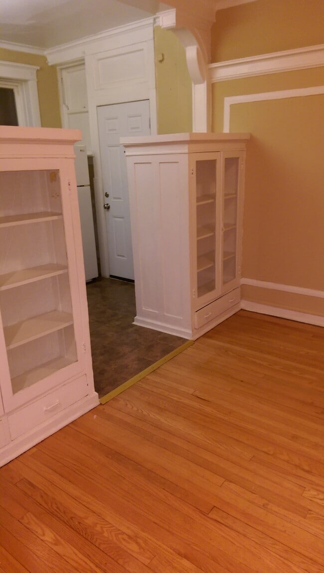 Photo - 829 W Cornelia Ave Unit 2E