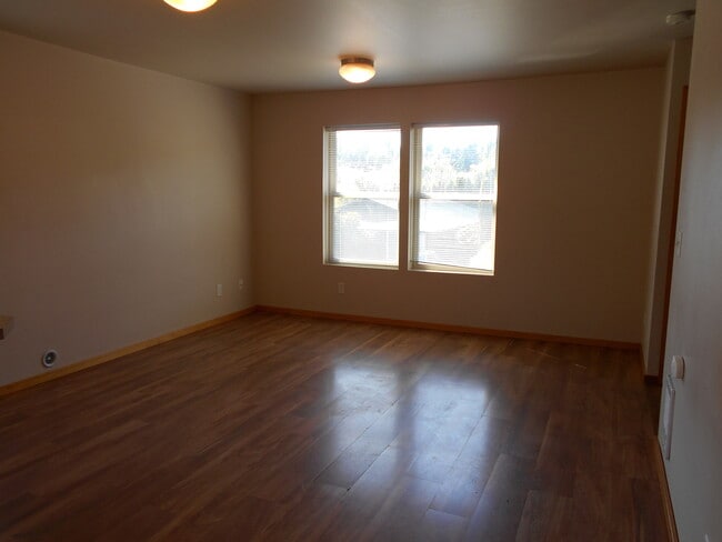 Photo - 919 24th St Unidad 923