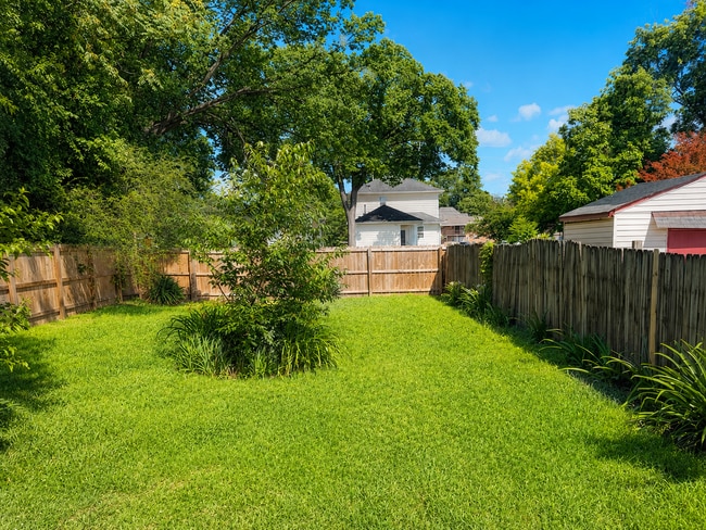 Photo - 632 N 3rd St
