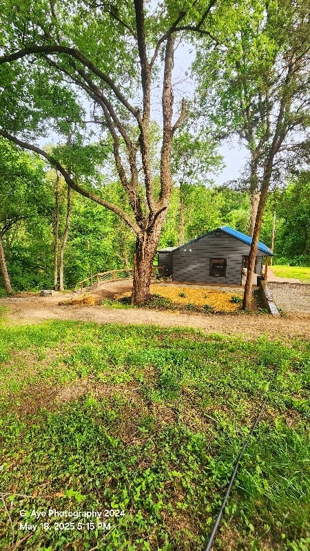 15 Edwards Ln