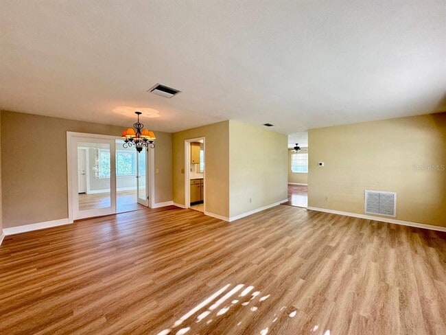 Photo - 2060 Attache Ct