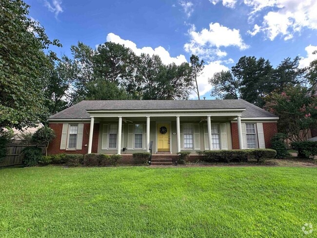 Building Photo - 8009 Farmington Blvd Rental