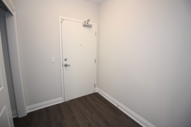 Photo - 118-118 Summersides Blvd