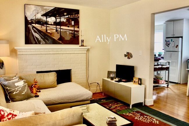 Photo - 210 Raymond Ave Unit A - 1