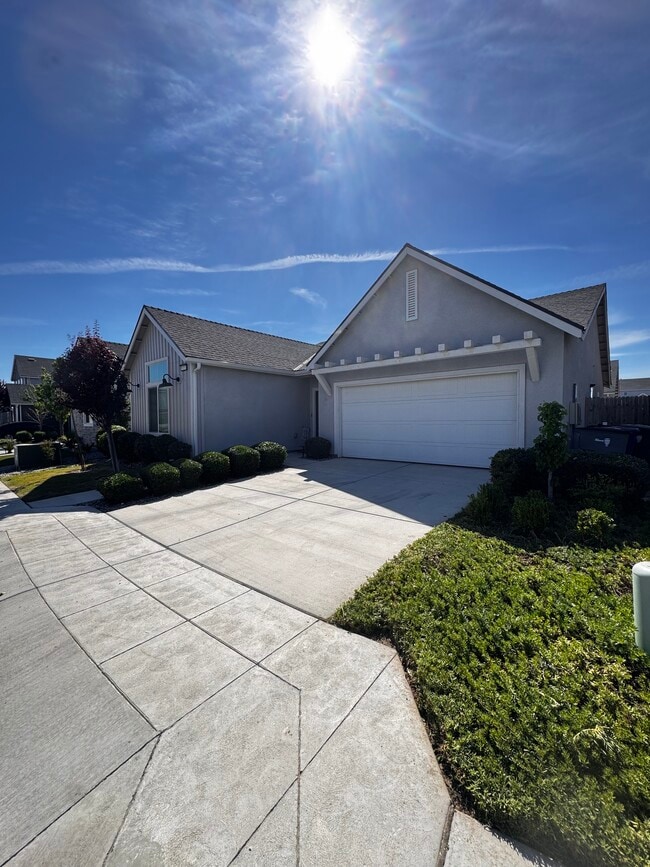 Photo - 5137 N Phoenix Ave