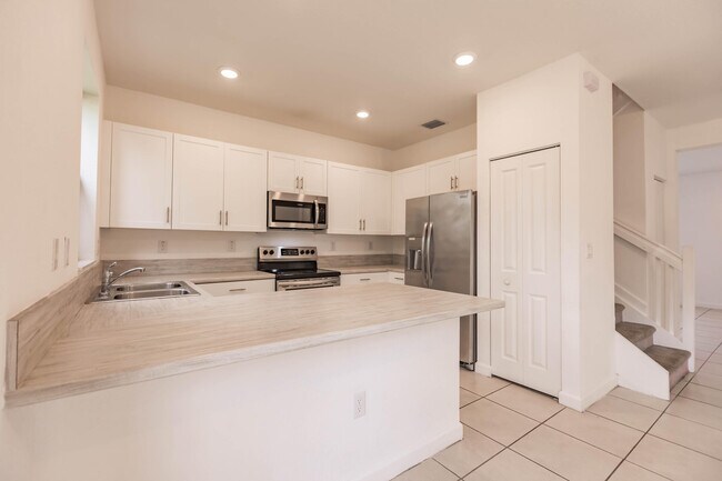 Photo - 20742 NE 5th Ct