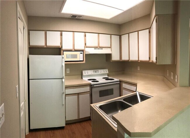 6000 Shepherd Mountain Cove Unidad 1407