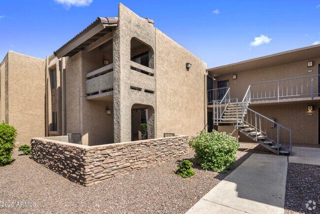 Building Photo - 3825 E Camelback Rd Unit 104 Rental