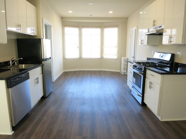 Open floorplan - 781 O'Farrell Rental