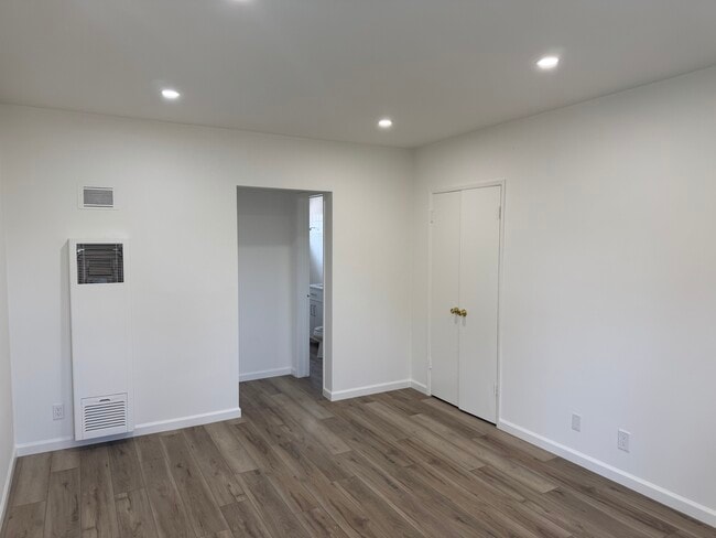 Photo - 820 S Rosemead Blvd Unit 214