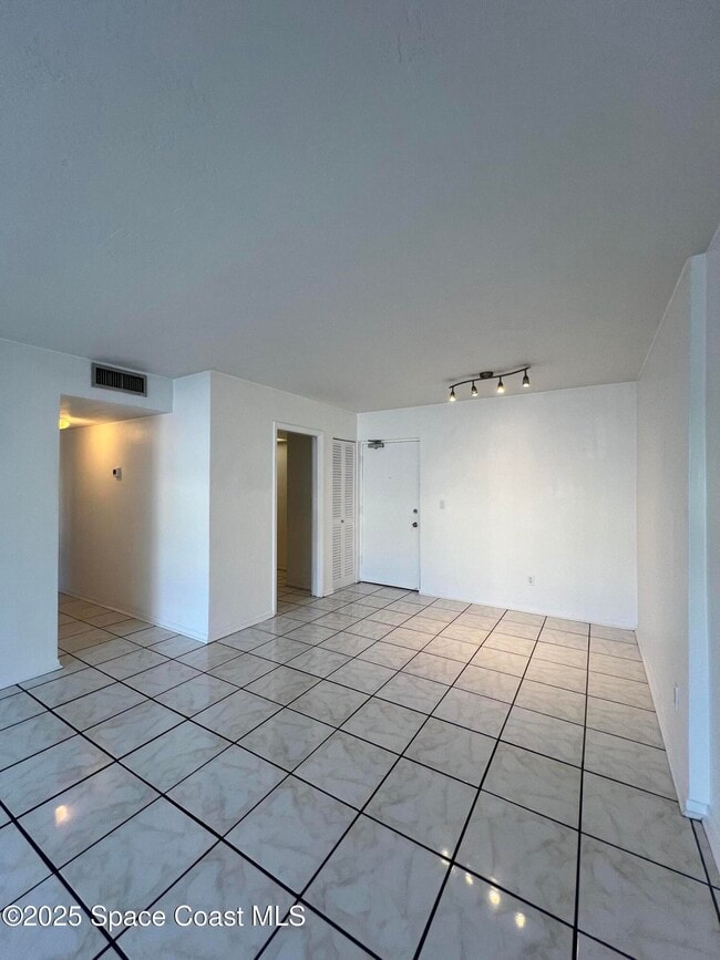 Photo - 223 Columbia Dr Unit 110