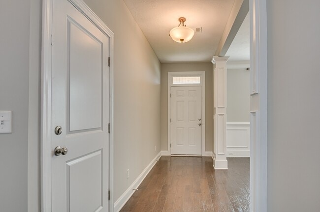 Photo - 867 Williford Run Dr
