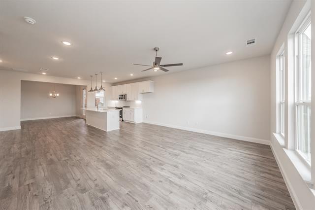 Photo - 9613 Thorncrown Ln