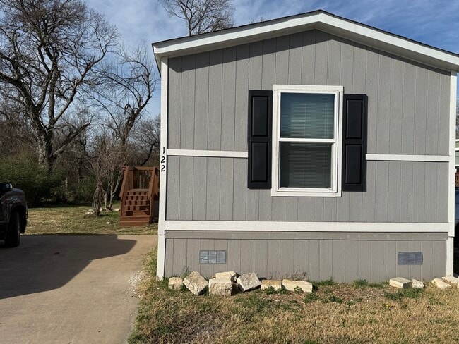 Photo - 122 Prairie Dr