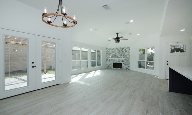 Photo - 8518 Furlong Ln