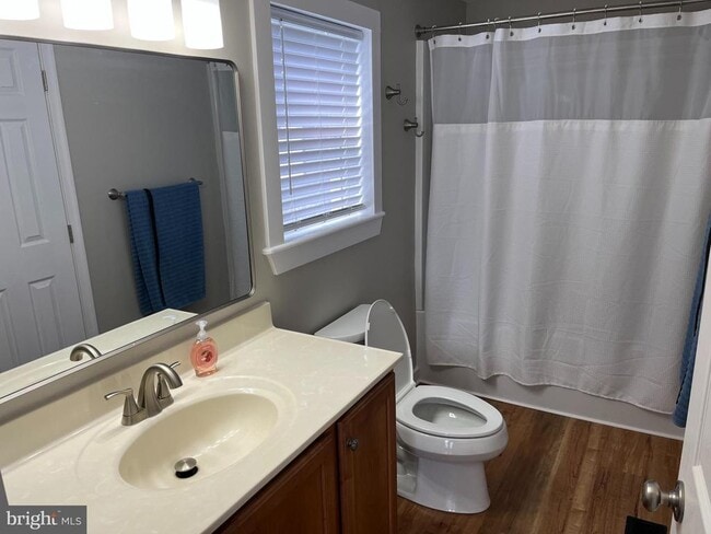 Photo - 206 Cashmere Dr