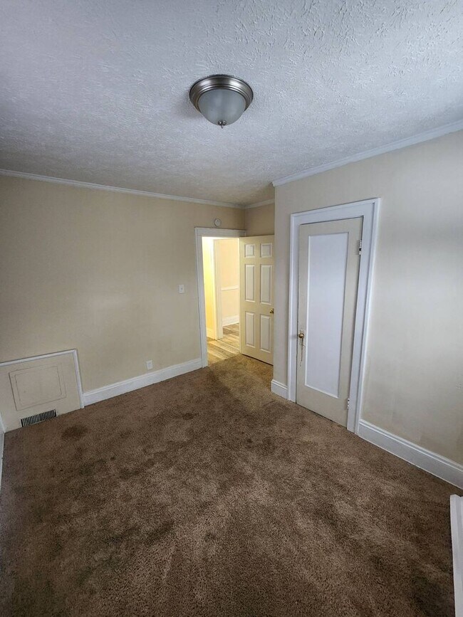 Photo - 10309 Lamontier Ave Unit 2