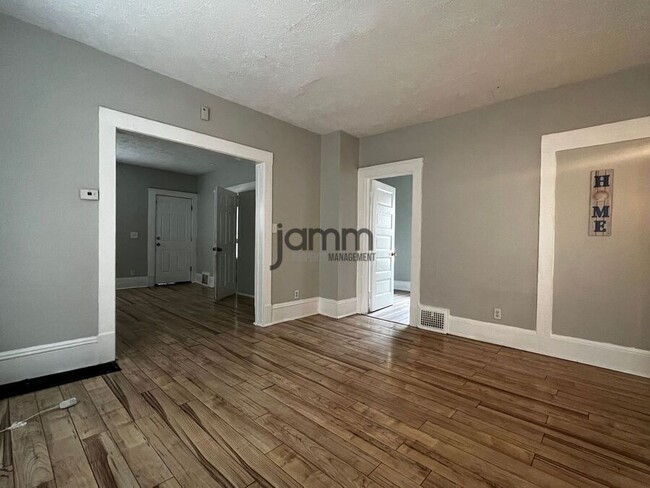 Photo - 2602 Vega Ave