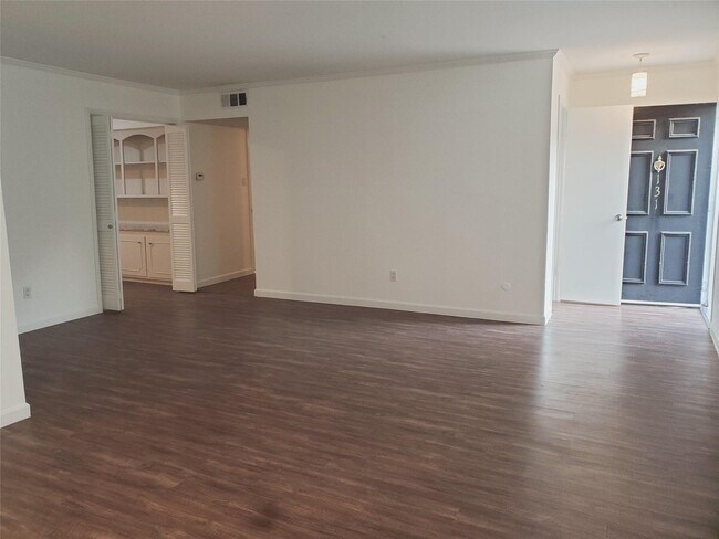 Photo - 361 N Post Oak Ln Unidad 131