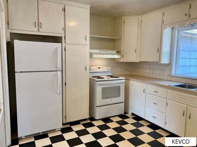 Photo - Sizable House on Remington!