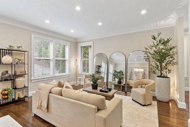 Photo - 33 Winthrop Rd Unit 1