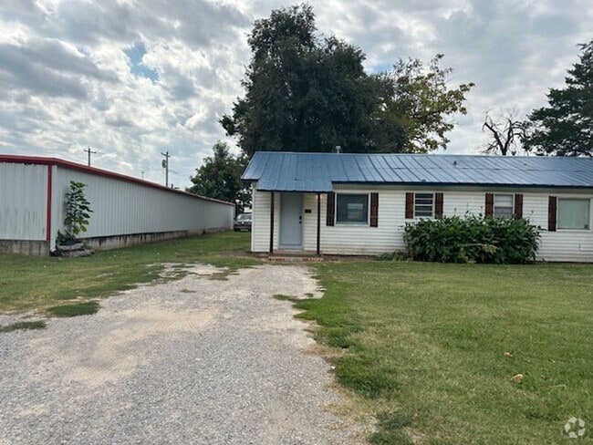 Building Photo - Move-in Special: Cute 2 bed 1 bath in Lexi... Rental