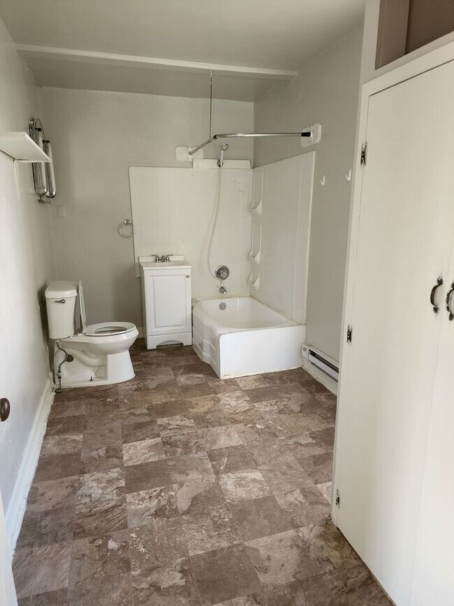 Photo - Studio Apartment