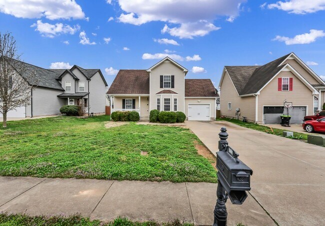 Photo - 4 Bedroom 2 Bath Pet Friendly Home For Rent!
